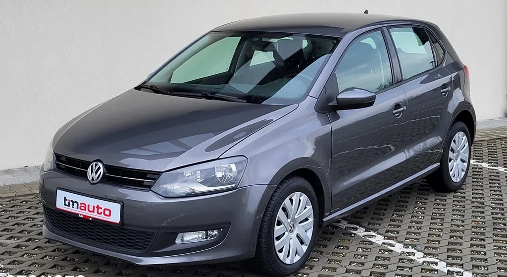 Volkswagen Polo cena 29900 przebieg: 136000, rok produkcji 2014 z Ząbki małe 466